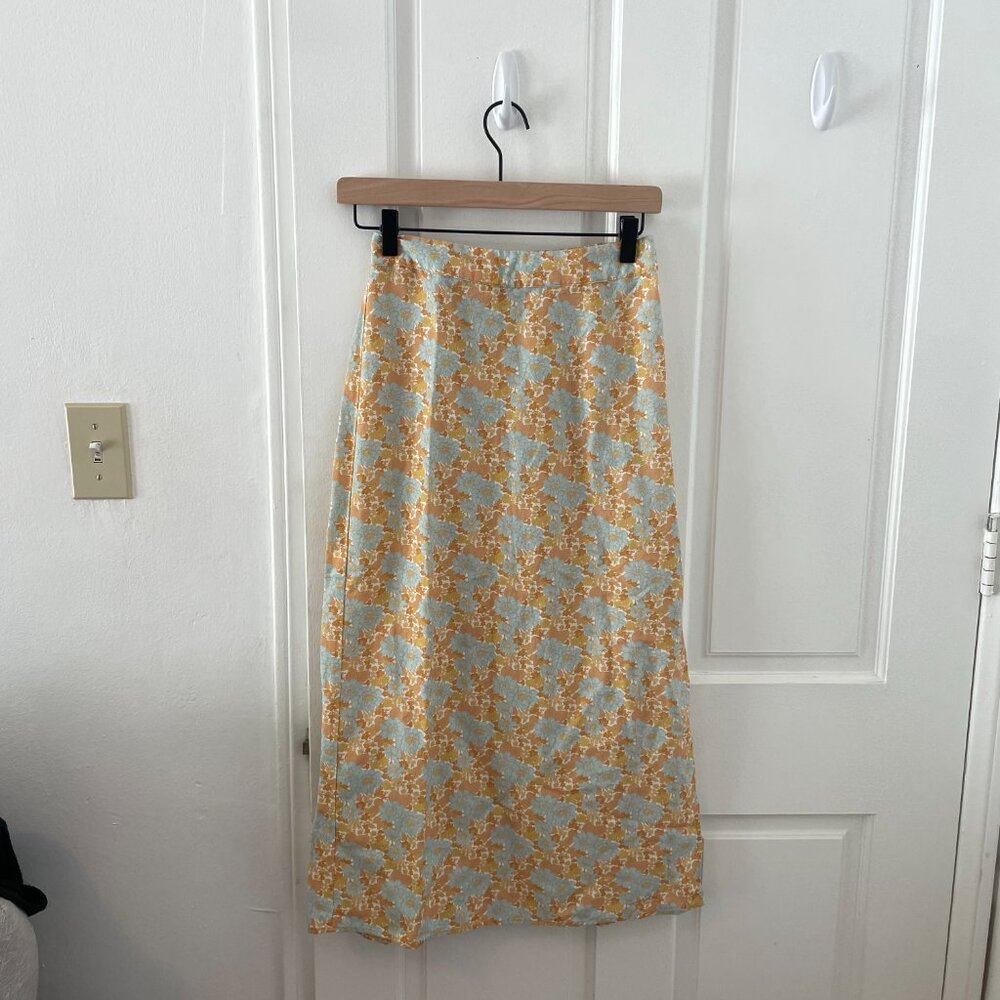 NWT Rhythm Yellow and Blue Skirt with Elastic Waistband